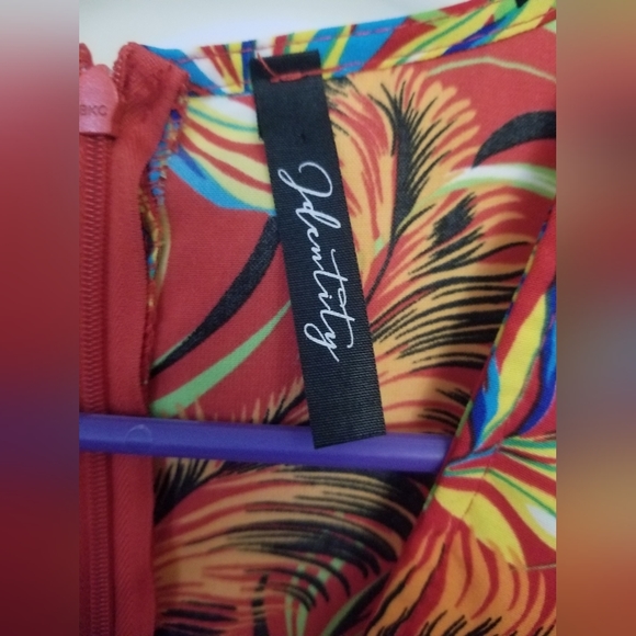 Identity Brand Red/Orange Tropical Print Jumpsuit Size Medium - Picture 4 of 5